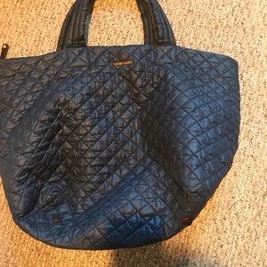 Women’s hand bag